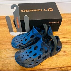 Merrell Kids Black and Blue Water Shoes
